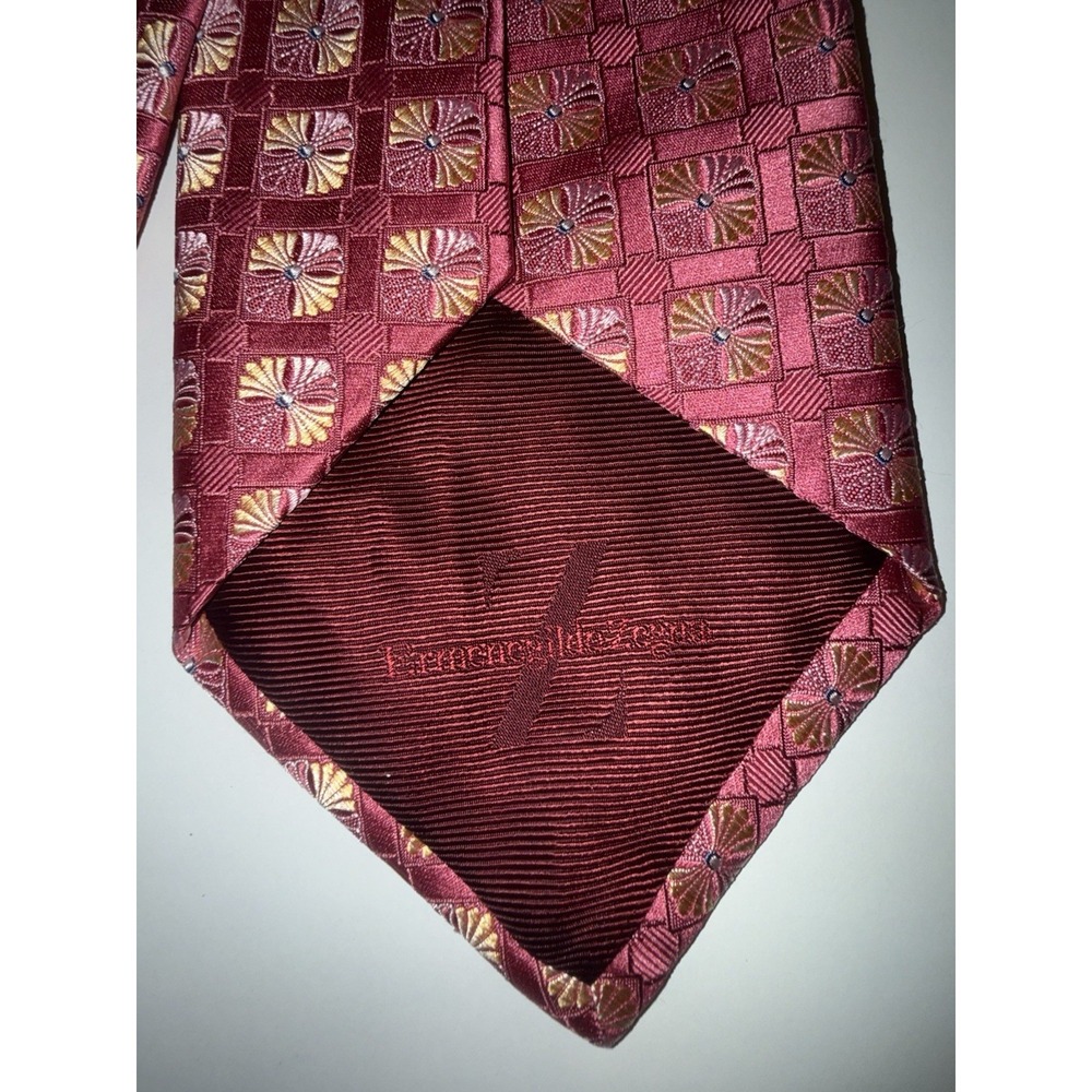Ermenegildo Zegna Geometric Pattern Fuchsia/Dark Pink Silk Tie Made in Italy - Picture 4 of 6